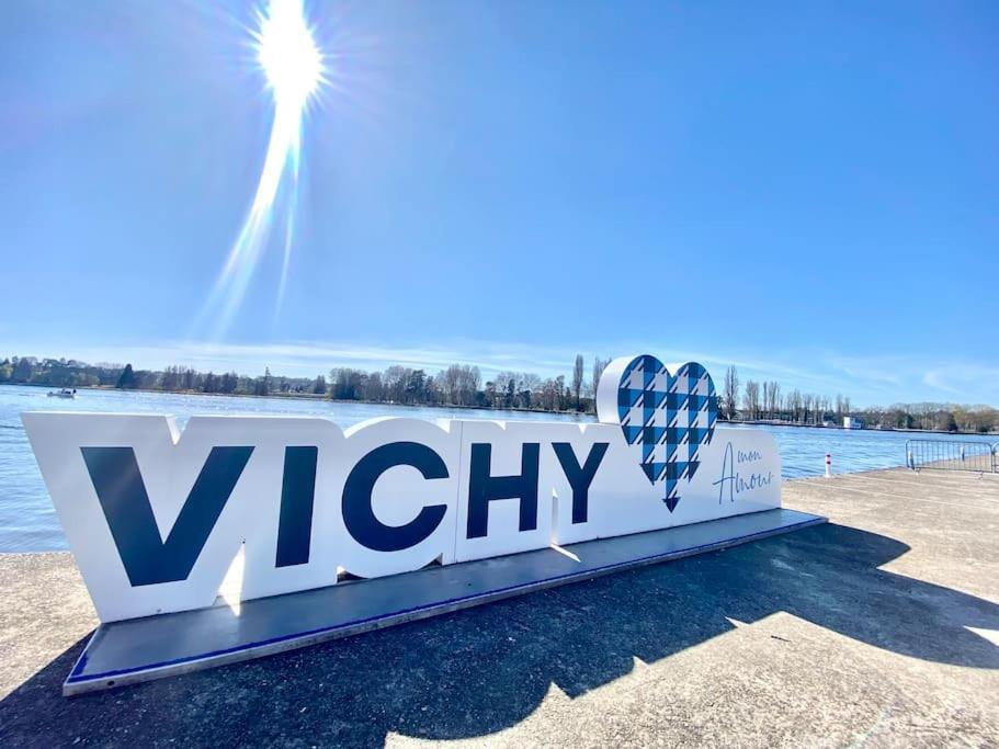 *Victoria Plaza* Loft Au Coeur De Vichy Apartman Kültér fotó